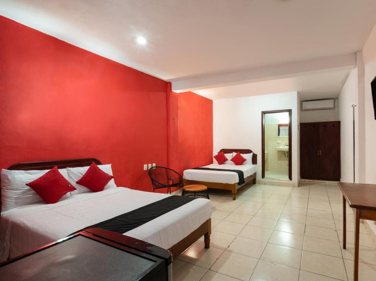 Capital O Hotel El Faisan Y El Venado Playa del Carmen Exterior foto