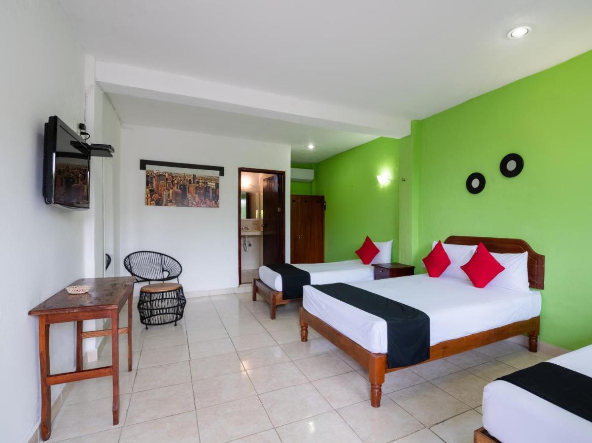 Capital O Hotel El Faisan Y El Venado Playa del Carmen Exterior foto