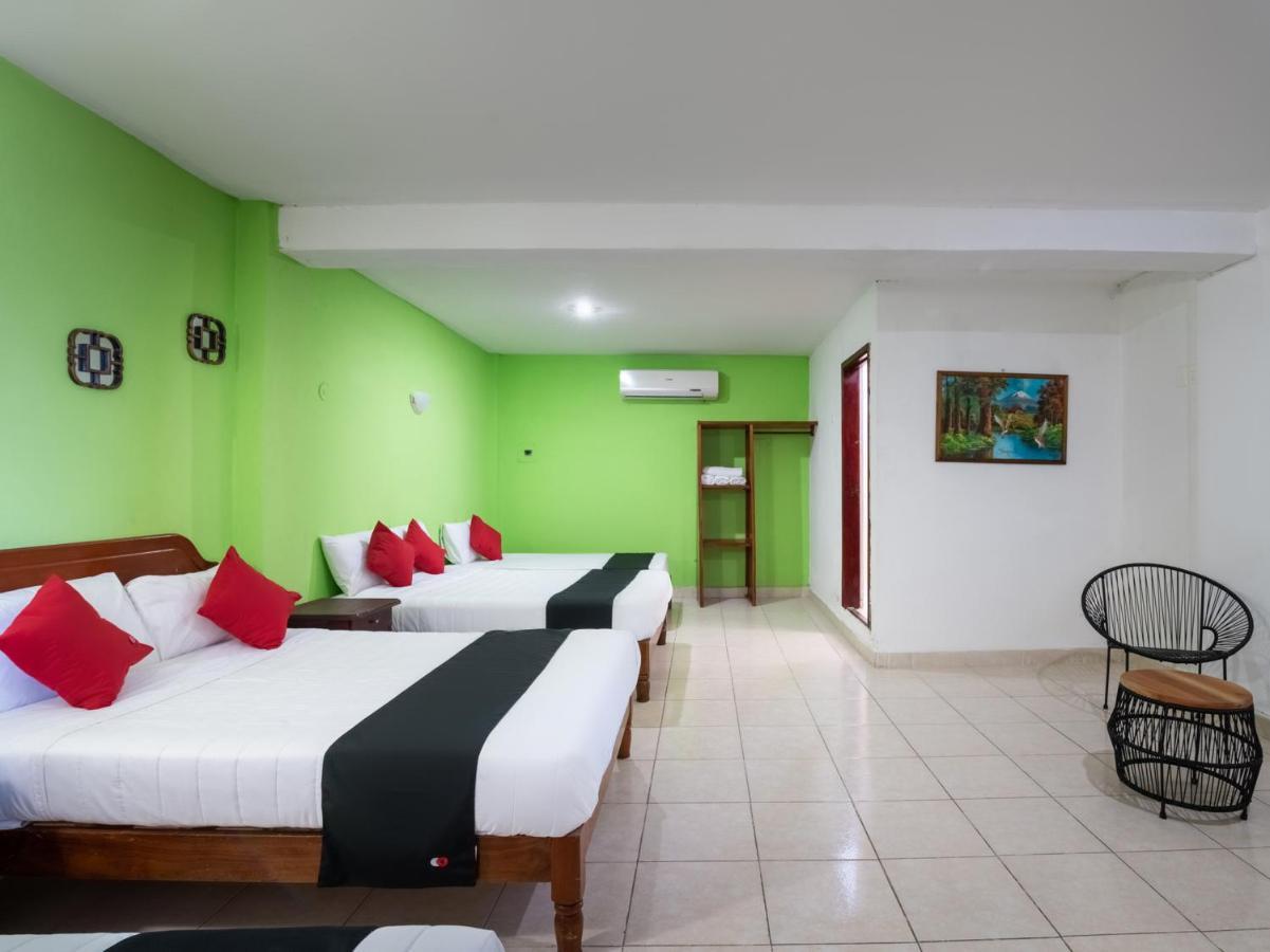 Capital O Hotel El Faisan Y El Venado Playa del Carmen Exterior foto
